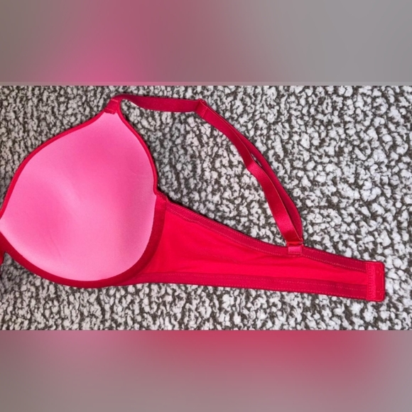 NWT PINK VS T-SHIRT BRAS RED SIZE 38D - Picture 8 of 8